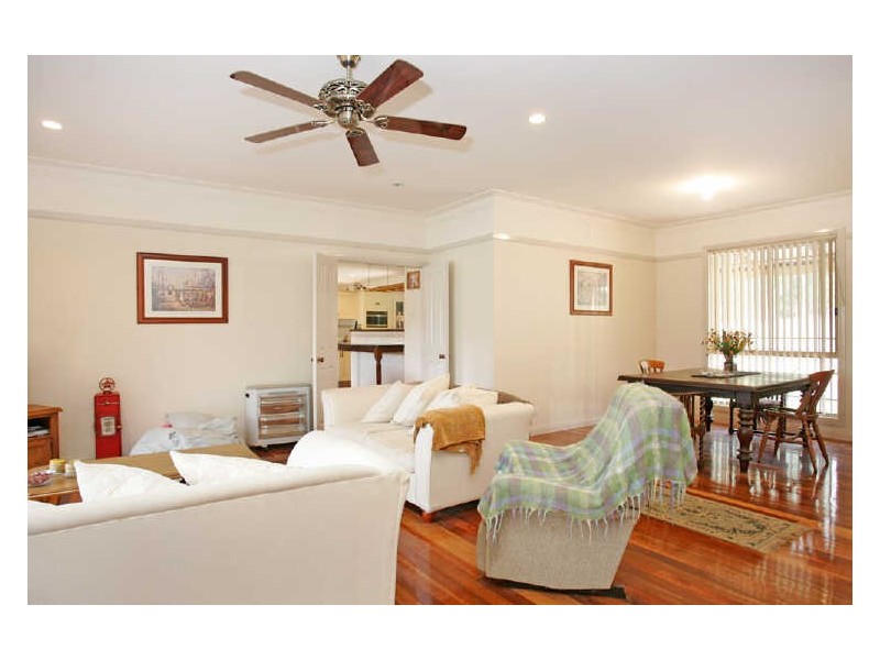 40 Smiths Rd, Jilliby NSW 2259