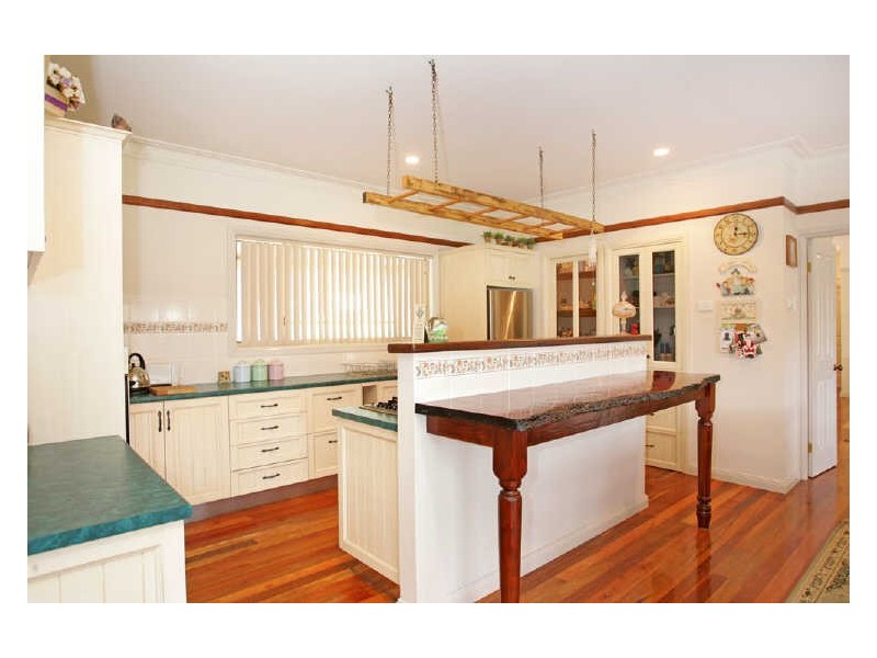 40 Smiths Rd, Jilliby NSW 2259