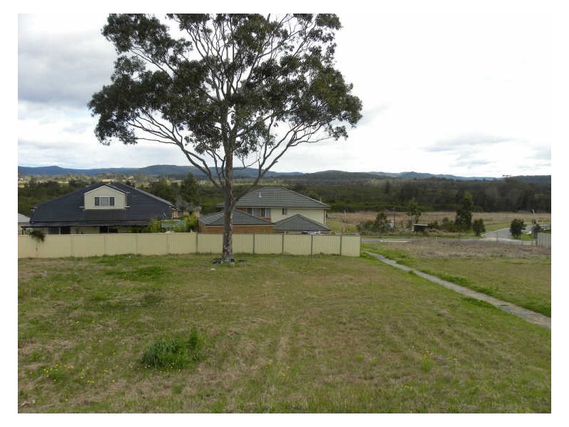 16 Weaver Crescent, Watanobbi NSW 2259