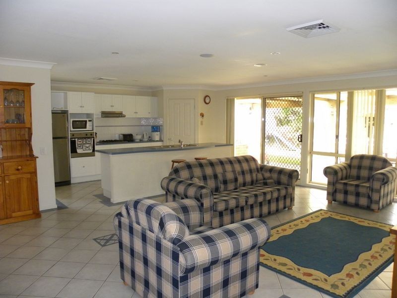 16 Riveroak Drive, Mardi NSW 2259