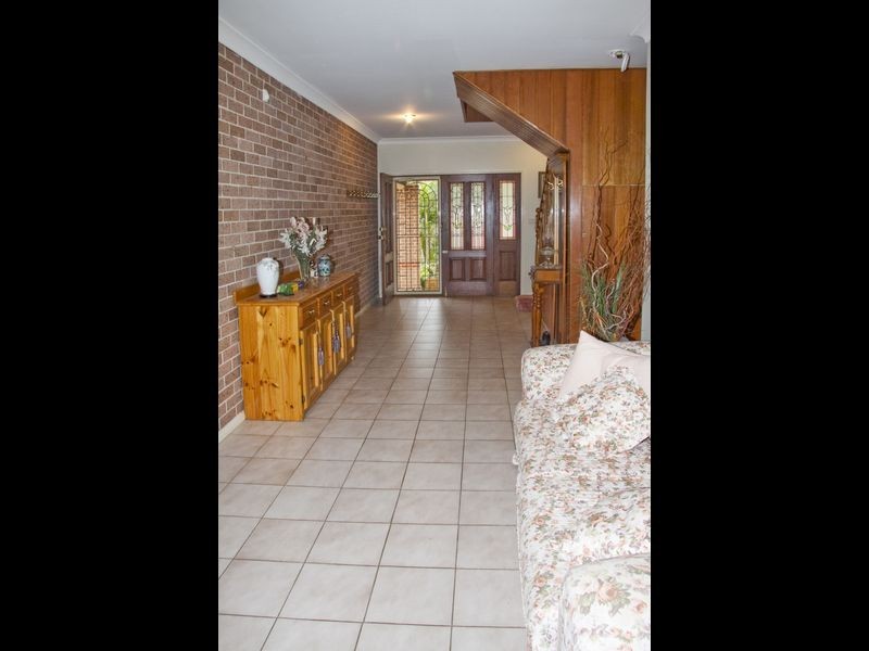 1 Saturday Street, Tuggerawong NSW 2259