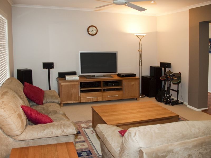 250 Woodbury Park Drive, Mardi NSW 2259