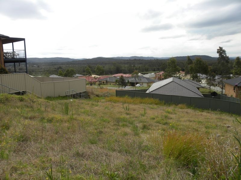 30 Weaver Crescent, Watanobbi NSW 2259