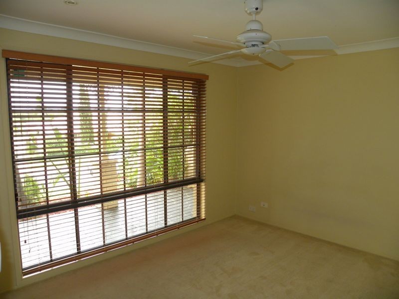 33 Harrington Close, Watanobbi NSW 2259