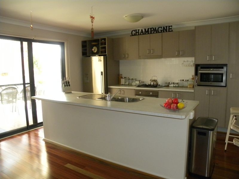 46 Quarterhorse Parade, Wadalba NSW 2259