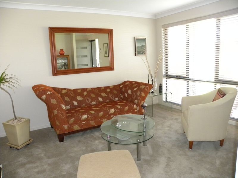 46 Quarterhorse Parade, Wadalba NSW 2259