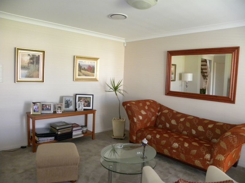 46 Quarterhorse Parade, Wadalba NSW 2259