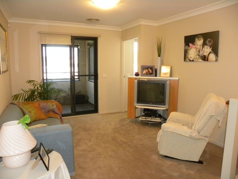 46 Quarterhorse Parade, Wadalba NSW 2259