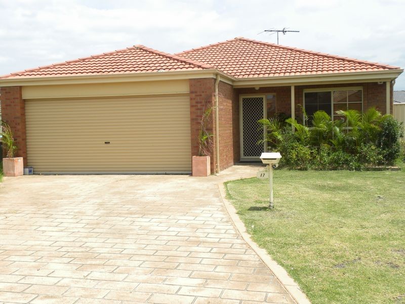 17 Begonia Place, Woongarrah NSW 2259
