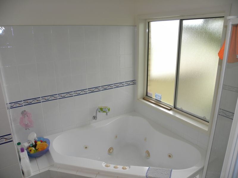 17a Leppington St, Wyong NSW 2259