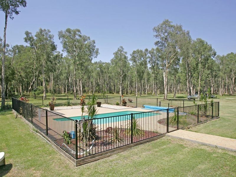 13A Warner Avenue, Tuggerawong NSW 2259