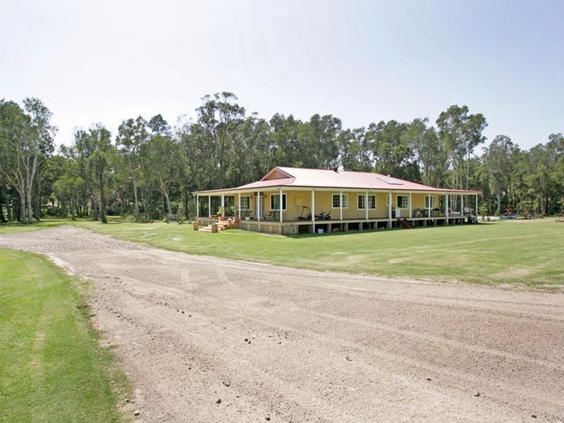 13A Warner Avenue, Tuggerawong NSW 2259