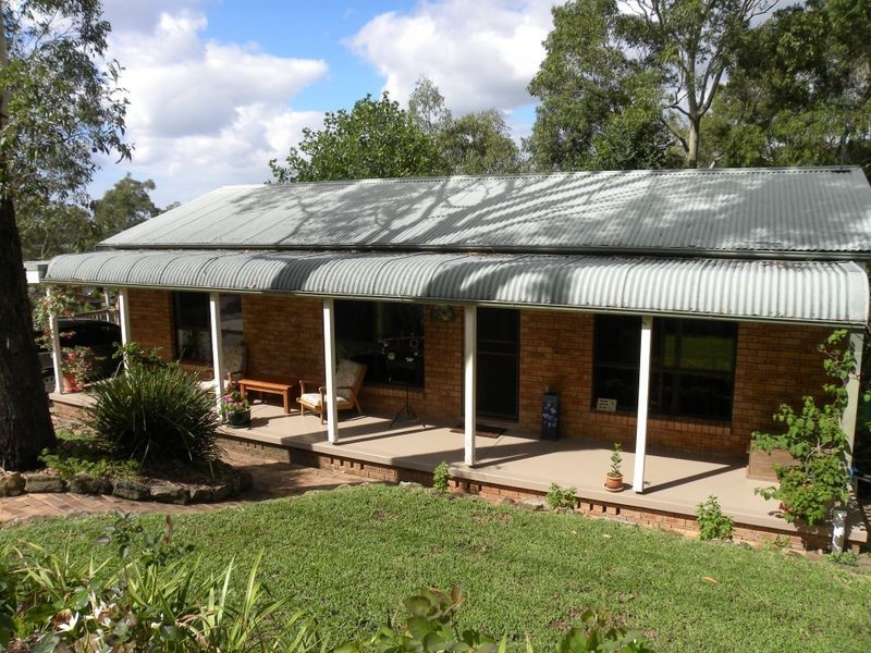 4 Hasluck Drive, Watanobbi NSW 2259