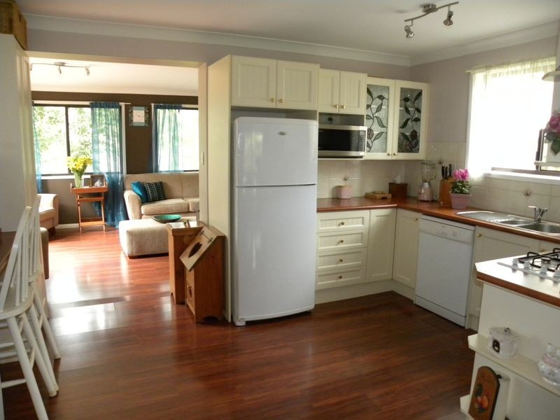 4 Hasluck Drive, Watanobbi NSW 2259