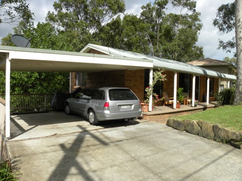 4 Hasluck Drive, Watanobbi NSW 2259