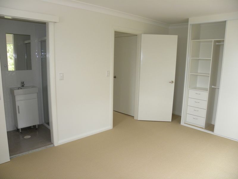 3/8 Heron Close, Watanobbi NSW 2259