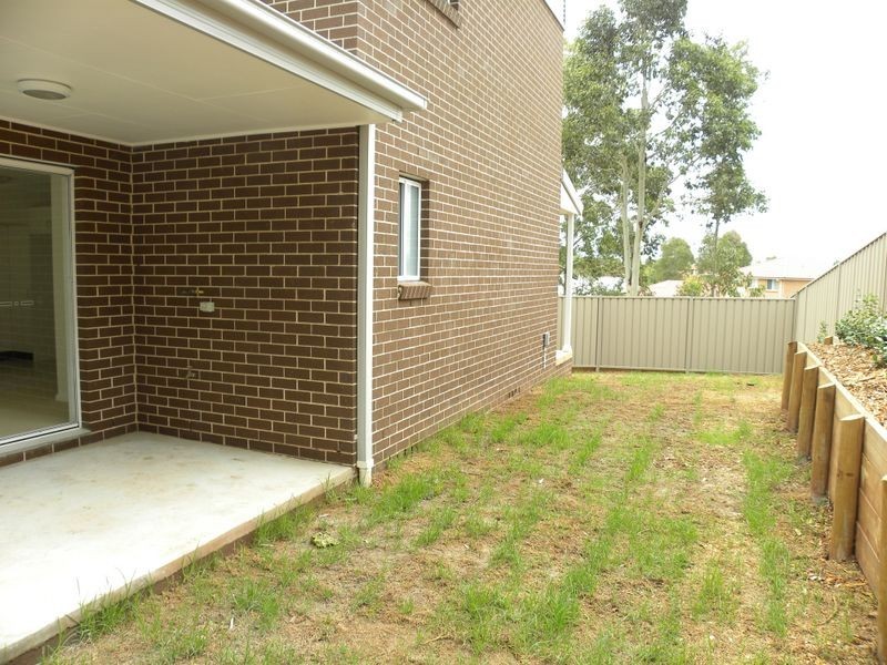 4/8 Heron Close, Watanobbi NSW 2259