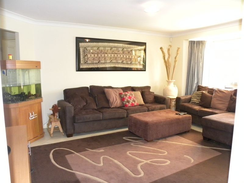 7 Blue Box Close, Hamlyn Terrace NSW 2259