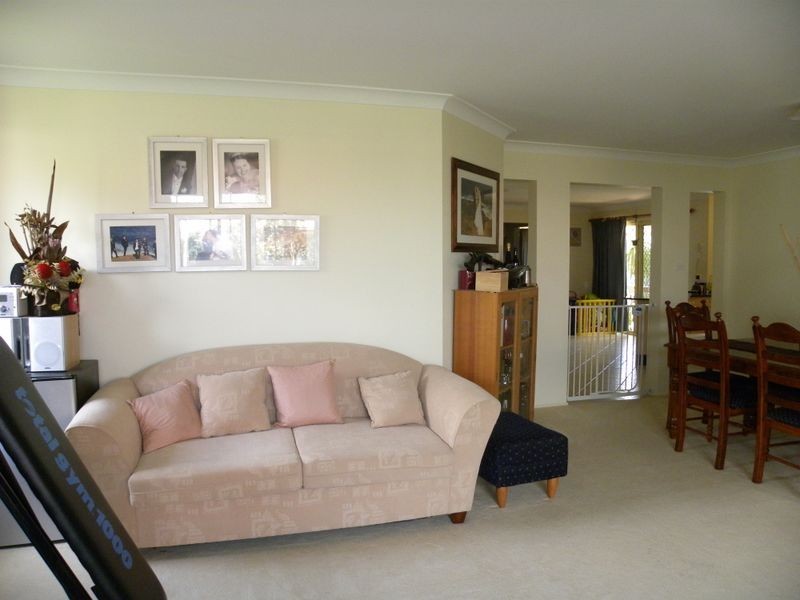 7 Blue Box Close, Hamlyn Terrace NSW 2259