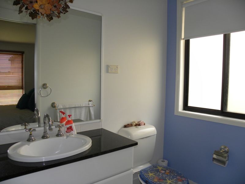 6 Greenhaven Circuit, Woongarrah NSW 2259