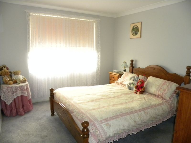 9 Anniversary Place, Tuggerah NSW 2259