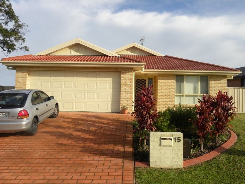 15 Haven Crescent, Woongarrah NSW 2259