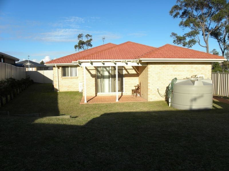 15 Haven Crescent, Woongarrah NSW 2259