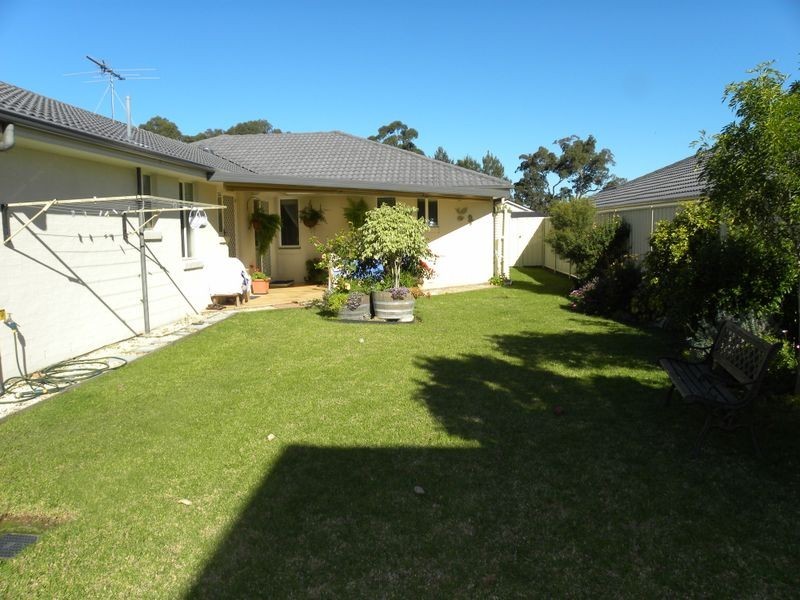 40 Skyhawk Avenue, Hamlyn Terrace NSW 2259