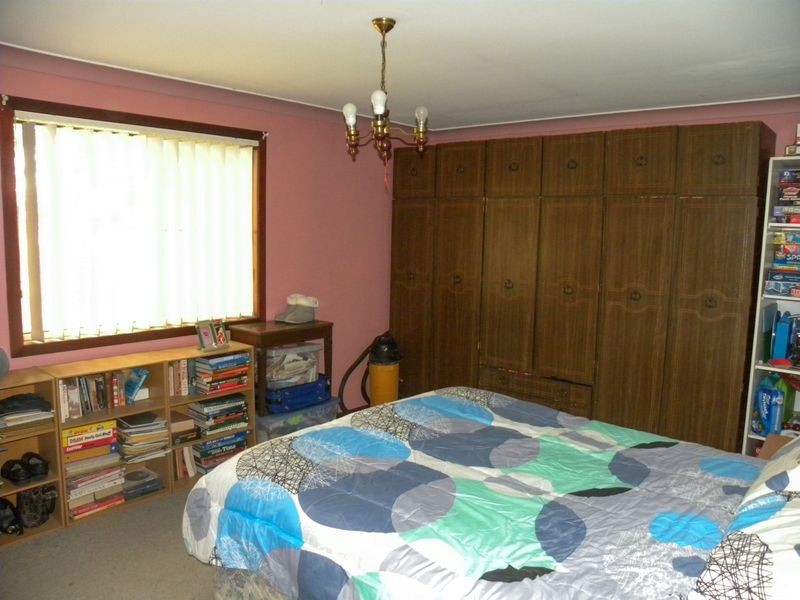 11 Golflinks Drive, Watanobbi NSW 2259