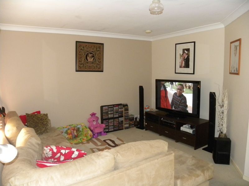 17 Fishburn Crescent, Watanobbi NSW 2259