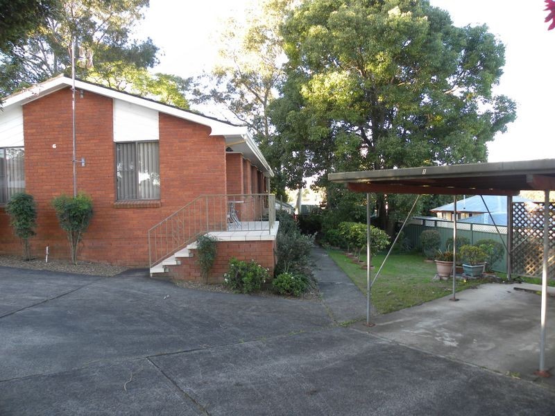 2/6 Joyce Avenue, Wyong NSW 2259