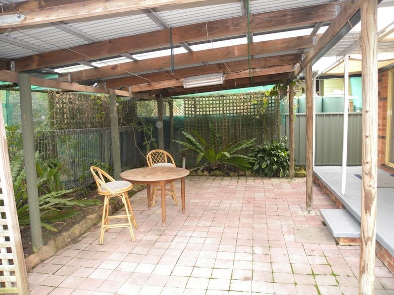 28 Cadonia Road, Tuggerawong NSW 2259