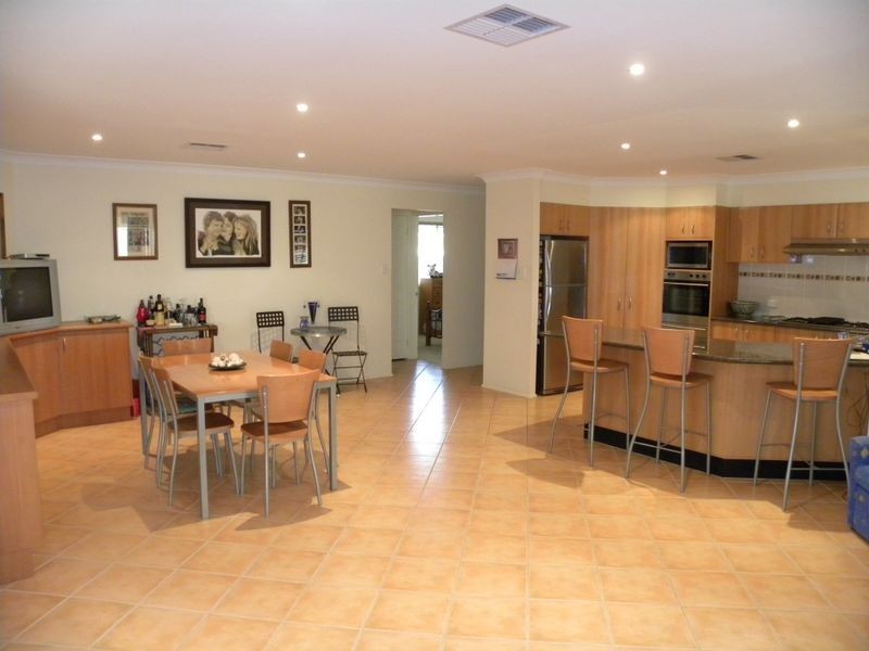 25 Bayberry Avenue, Woongarrah NSW 2259