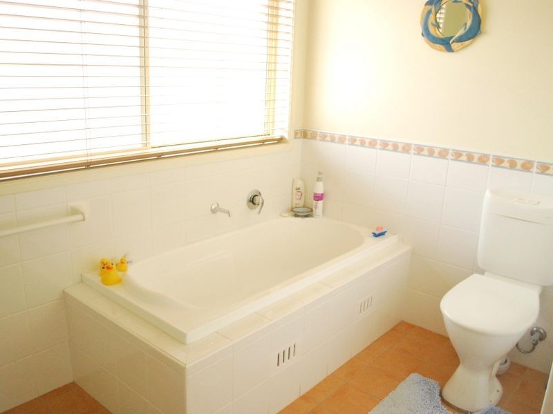 25 Bayberry Avenue, Woongarrah NSW 2259