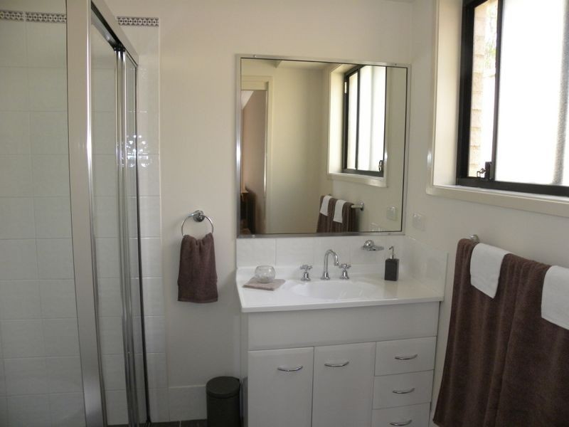 10 Greenhaven Circuit, Woongarrah NSW 2259