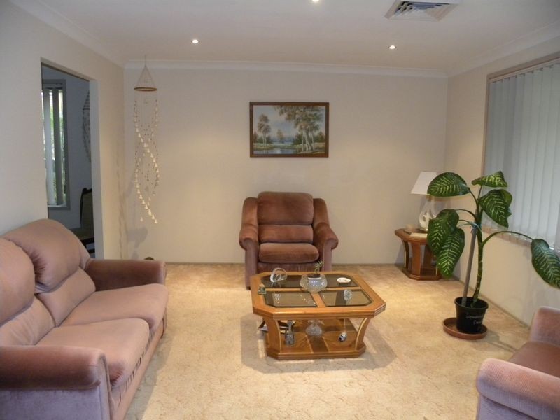 12 Mark Place, Mardi NSW 2259