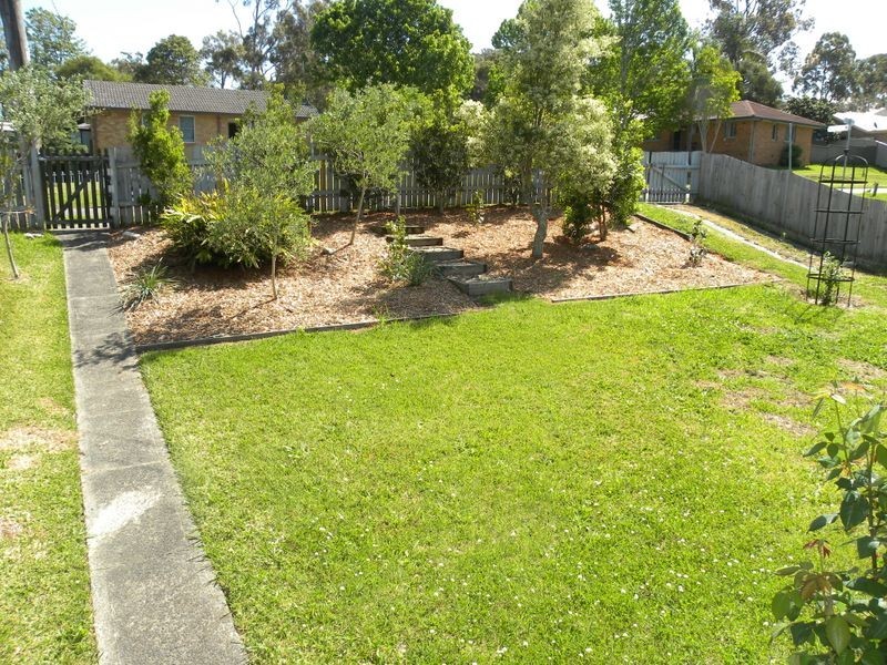 18 Cutler Drive, Wyong NSW 2259