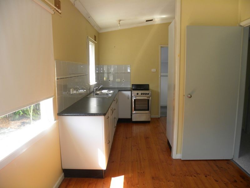 18 Cutler Drive, Wyong NSW 2259
