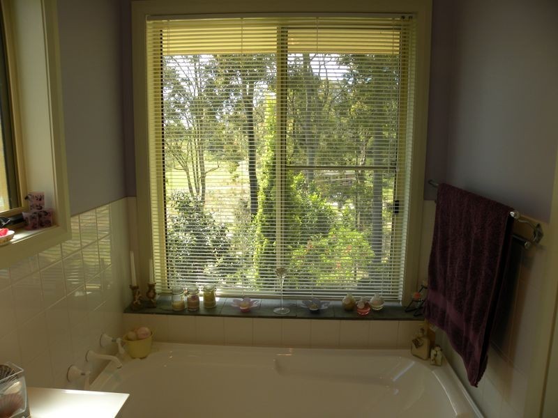 10 Ninian Close, Watanobbi NSW 2259