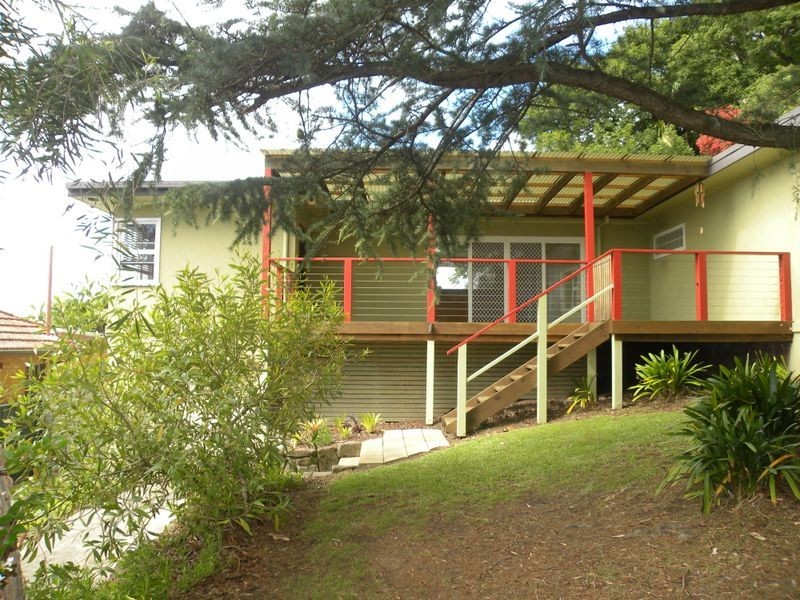 17 Crystal Crescent, Wyong NSW 2259