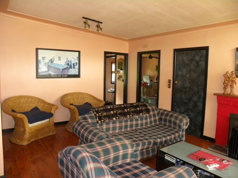 3 Arthur Drive, Wyong NSW 2259