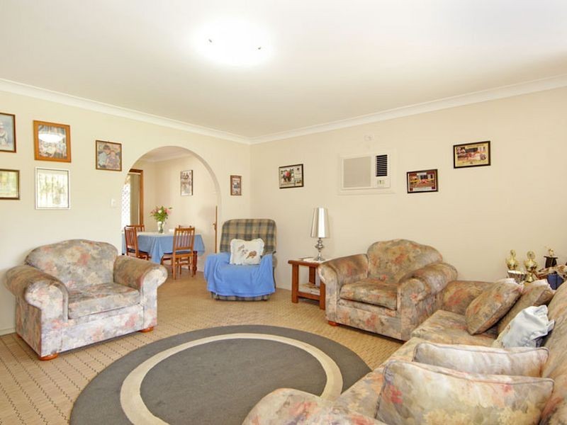 24 Pollock Avenue, Wyong NSW 2259