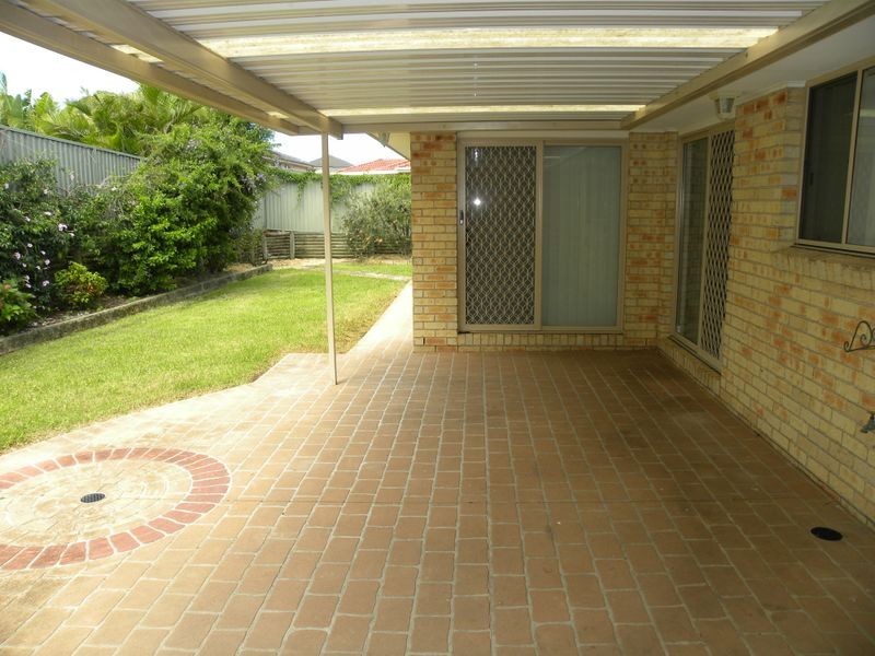 24 Paperbark Street, Hamlyn Terrace NSW 2259