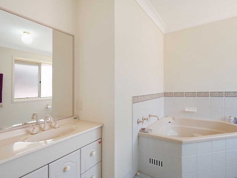 229 Woodbury Park Drive, Mardi NSW 2259