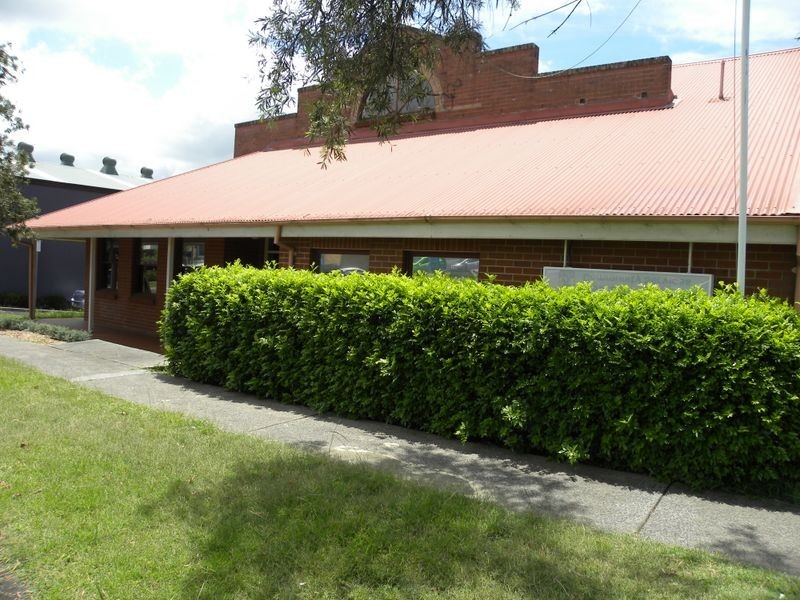 4 Anzac Avenue, Wyong NSW 2259