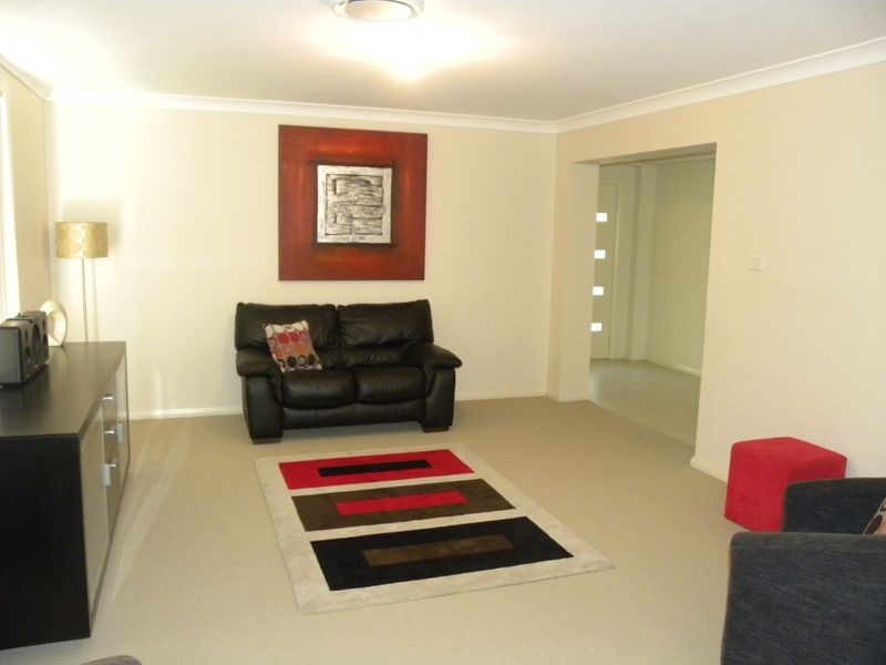 5 Greenhaven Circuit, Woongarrah NSW 2259