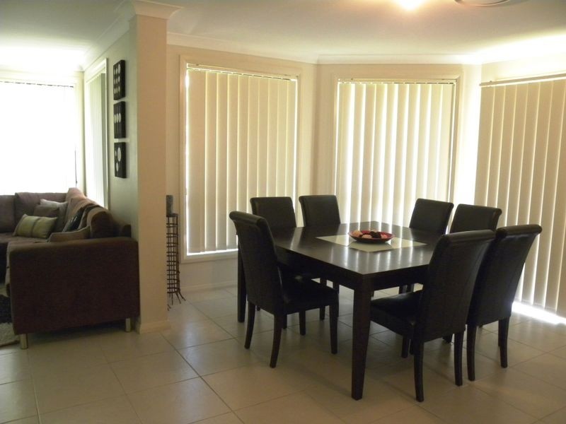 5 Greenhaven Circuit, Woongarrah NSW 2259