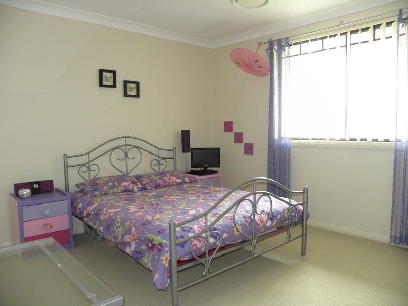 5 Greenhaven Circuit, Woongarrah NSW 2259