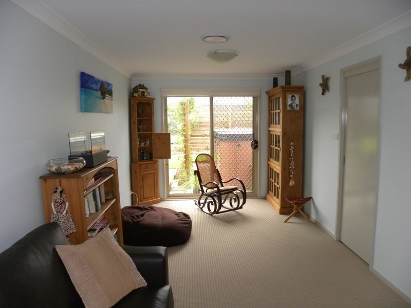 819 Settlement Drive, Wadalba NSW 2259