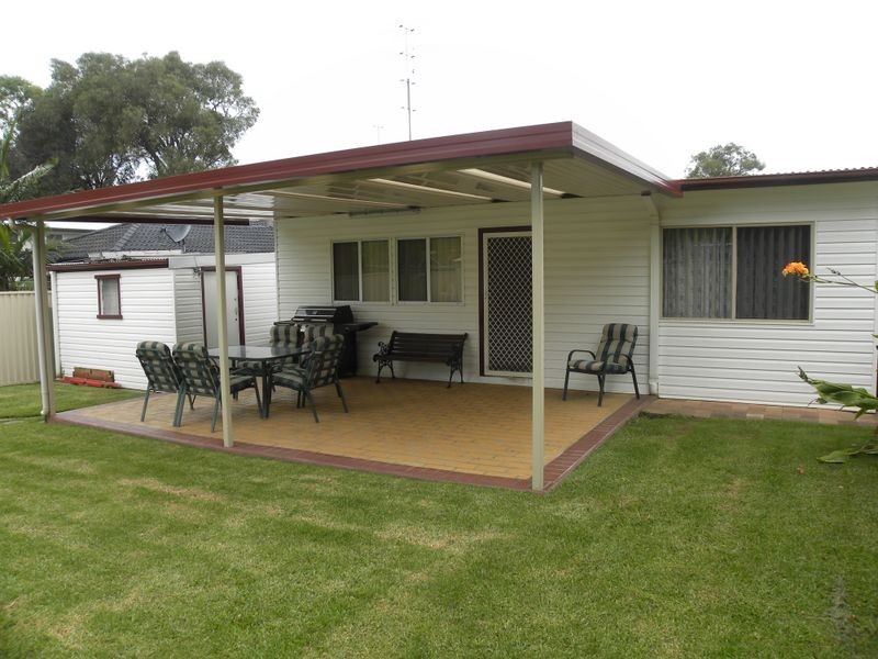 11 Danbury Avenue, Gorokan NSW 2263